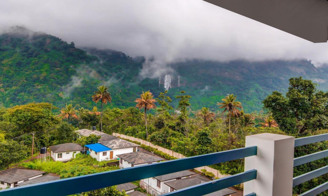 Treebo Trend Misty Garden Resorts With Mountain View Munnar Eksteriør billede