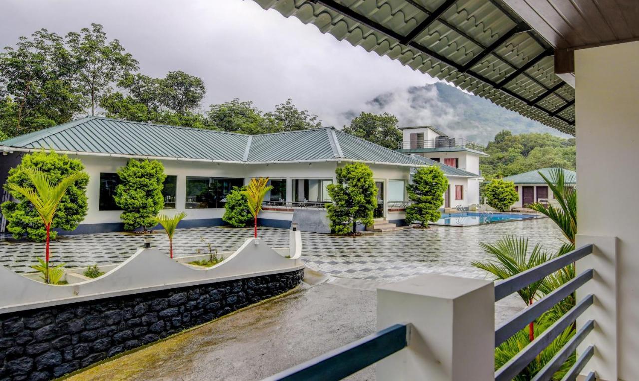 Treebo Trend Misty Garden Resorts With Mountain View Munnar Eksteriør billede