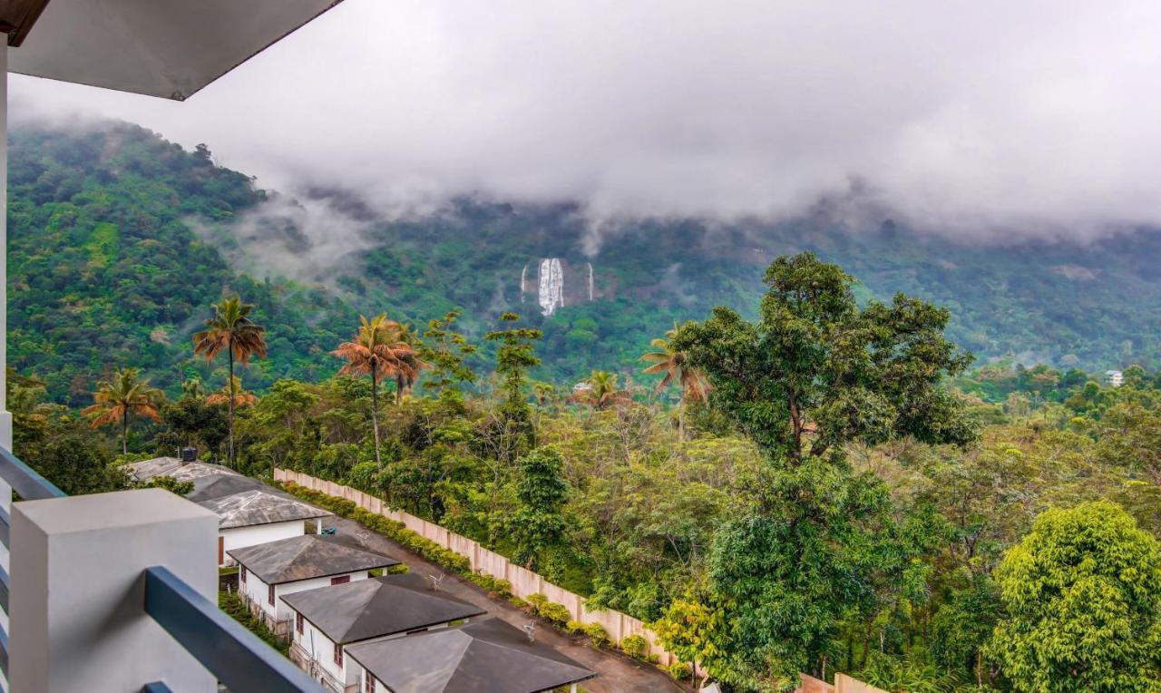 Treebo Trend Misty Garden Resorts With Mountain View Munnar Eksteriør billede